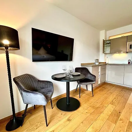 Balkon Und Eleganz *